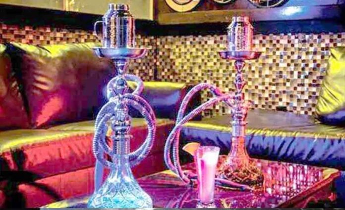 Police raids hookah bar