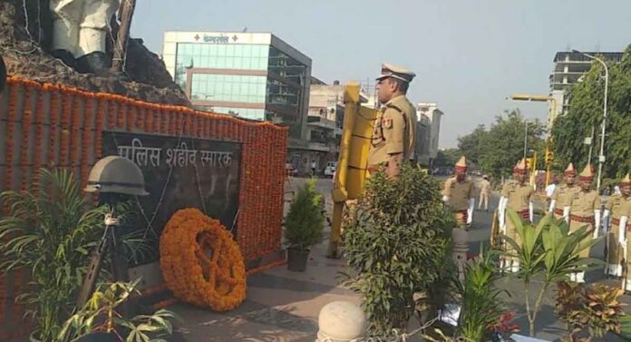 Tribute paid to martyrs at Police Martyr Memorial located