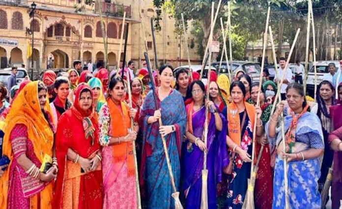 Make cleanliness a part of your daily routine: MP Diya Kumari