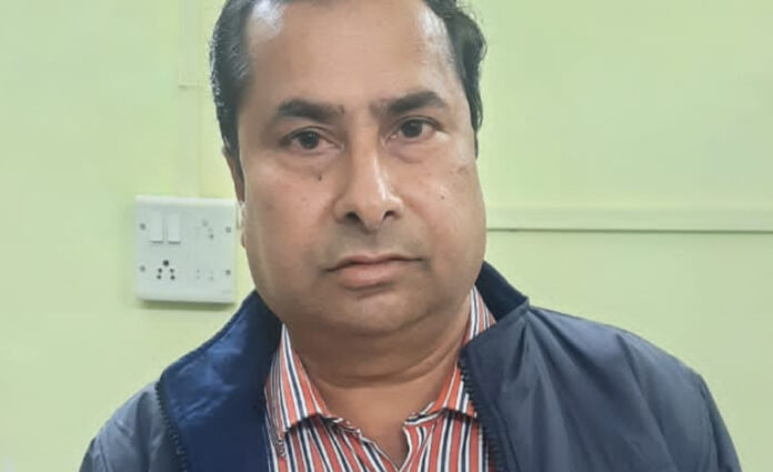 Junior engineer of Samagra Shiksha Abhiyan caught taking bribe of one lakh thirty thousand rupees