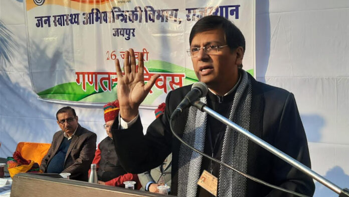 Government Secretary PHED Dr. Samit Sharma hoisted the flag at Jal Bhawan.