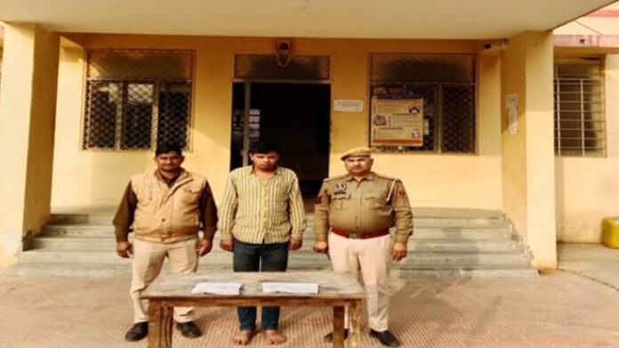 A criminal arrested with a country-made revolver and three live cartridges