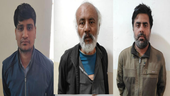 Gang making fake documents busted