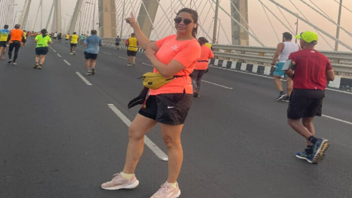 Bhavana of Jaipur participates in Mumbai 42 kilometer run