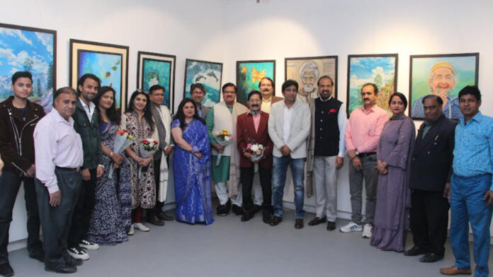 Artists of Punjab were seen spreading the colors of their art in Thar