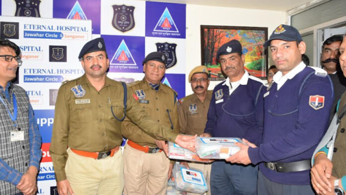 First aid boxes distributed along with BLS training to traffic policemen