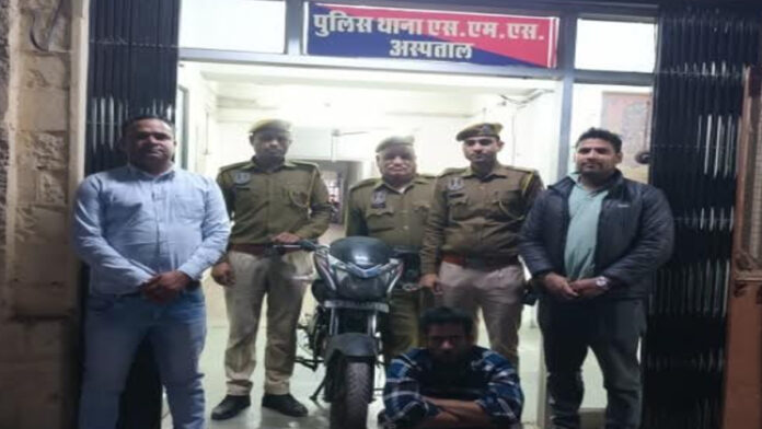 The person who snatched mobile phones from passersby and stole vehicles was arrested