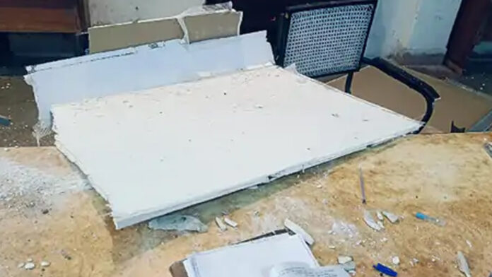 Fall ceiling of Central Library of Rajasthan University collapsed