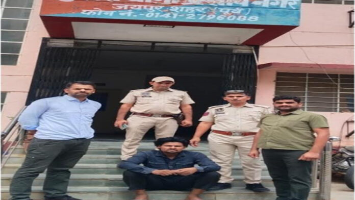 History sheeter burglar arrested for committing robbery