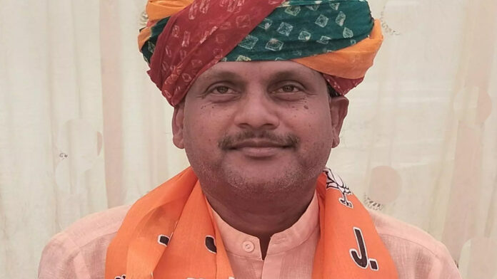 hemant Revenue Minister