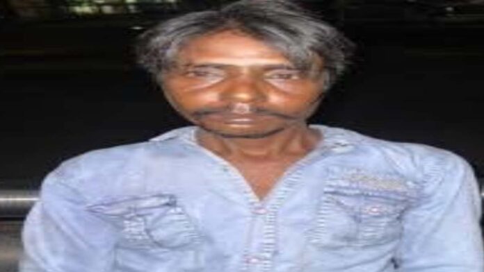 Smuggler of illegal drug smack arrested