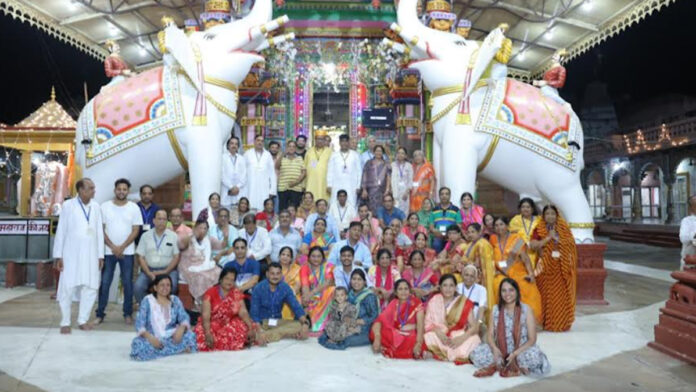 7 day religious tour group returned to Jaipur