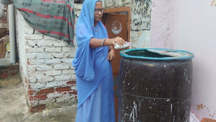 जयपुर। बारिश के मौसम में विशेषकर अगस्त,सितम्बर व अक्टूबर माह में मलेरिया,डेंगू व चिकनगुनिया जैसी मच्छर जनित बीमारियां ज्यादा फैलती हैं।