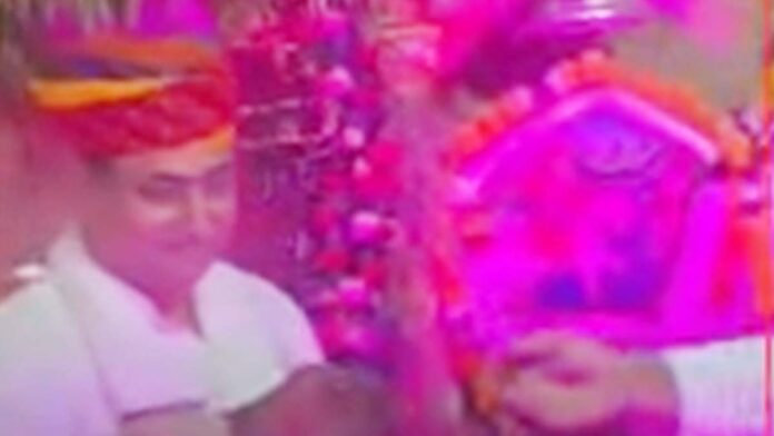 dodesara जयपुर। राजस्थान प्रदेश कांग्रेस कमेटी के अध्यक्ष गोविन्द सिंह डोटासरा ने वीर तेजाजी महाराज की दशमी तथा लोकदेवता श्री बाबा रामदेव