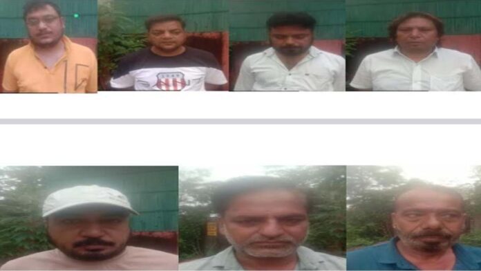 Police caught eight gamblers gambling