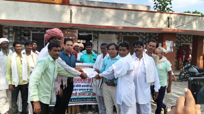 ghumantu On Gandhi Jayanti, the nomadic community organized a separate campaign and thanked the people for giving leases
