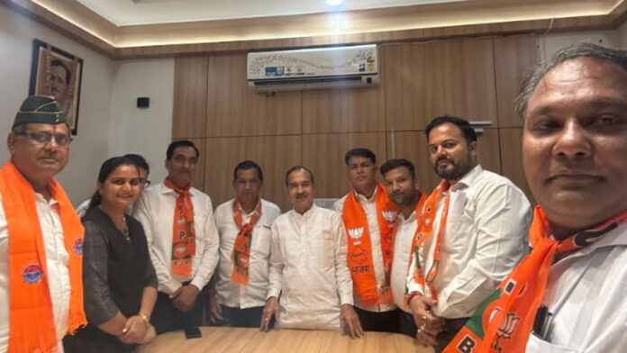 Representatives of BJP Advocate Struggle Committee met BJP State President Madan Rathore