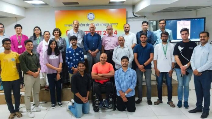 A debate competition was organized in MNIT under the Hindi fortnight