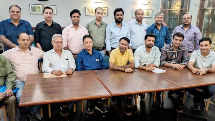 Made aware of the upcoming challenges of the corrugated box industry
