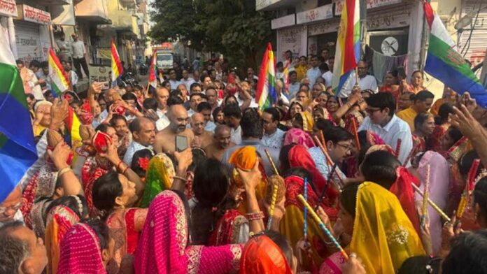 Munishri's grand Mangal Pravesh took place in Chitrakoot Colony Jain temple