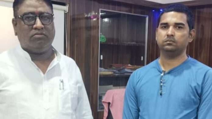 Managing director and lecturer of the college arrested taking bribe