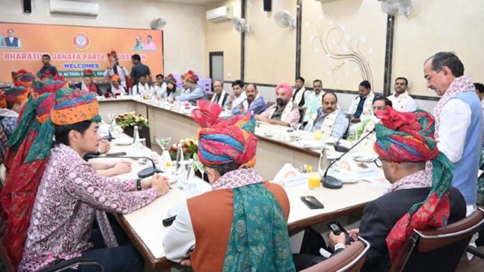 BJP's organizational system was discussed with Singapore delegation: Madan Rathore