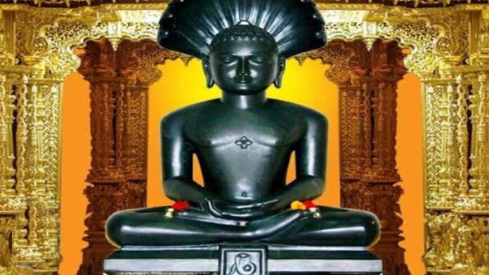 Chandraprabhu- Parshvanath doing birth penance today