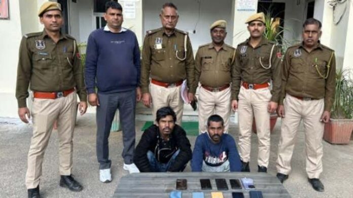 Two vicious criminals of mobile snatching gang arrested