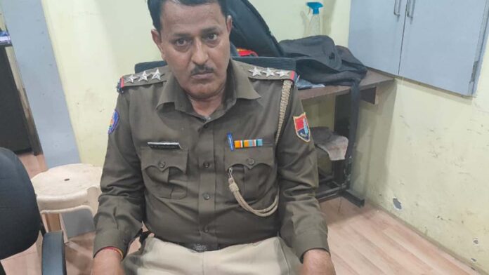 SHO Jhanwar arrested while taking bribe of 50 thousand rupees