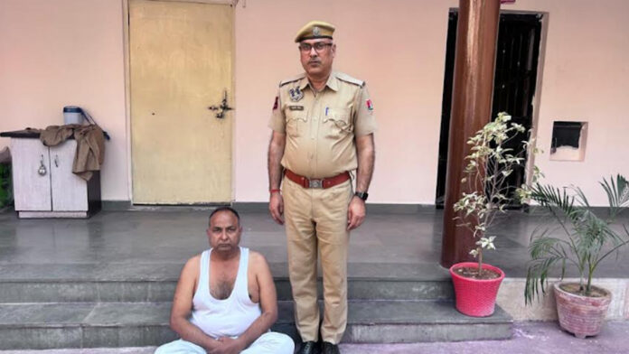 Man arrested for cheating by posing as fake IAS officer