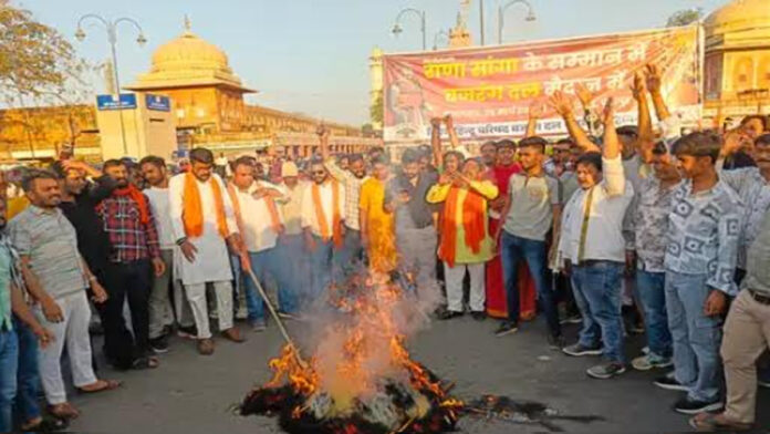Bajrang Dal demonstrated at Choti Chaupad in honor of Rana Sanga