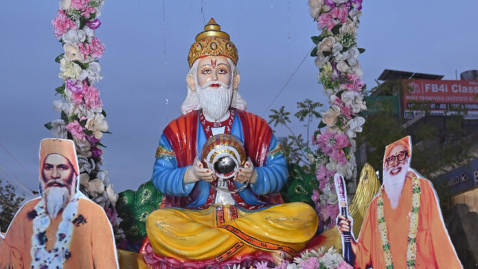 Lord Shri Jhulelal will go on a city tour
