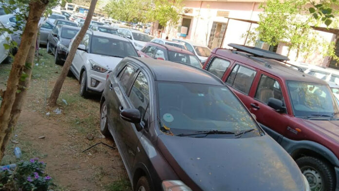 Transport Office Jaipur started the public auction process of seized vehicles