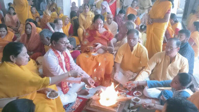 The formulas of worship, meditation and prayer are mentioned in the nine-kundiya yagna