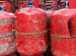 गैस सिलेंडर कीमत बढ़ोतरी के विरोध में कांग्रेस का 12-13 मार्च को प्रदेशभर में प्रदर्शन The miscreants came on a bike and entered the house and stole the gas cylinder in broad daylight