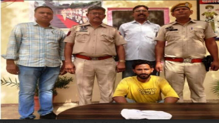 A miscreant was caught with illegal weapons