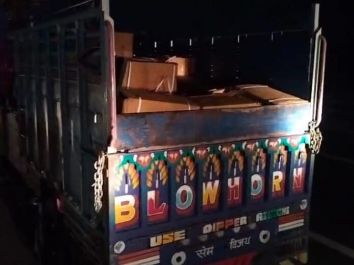 2075-kg explosives found in a pickup parked on the road