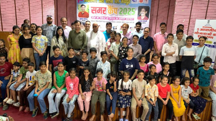 Children should get out of the mobile world and participate in activities