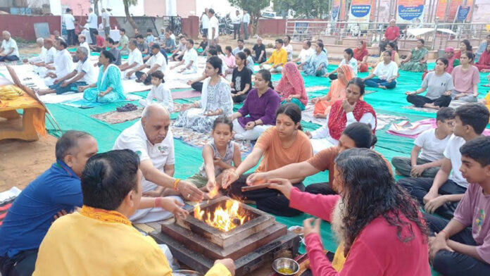 Offerings made in havan along with yoga practice