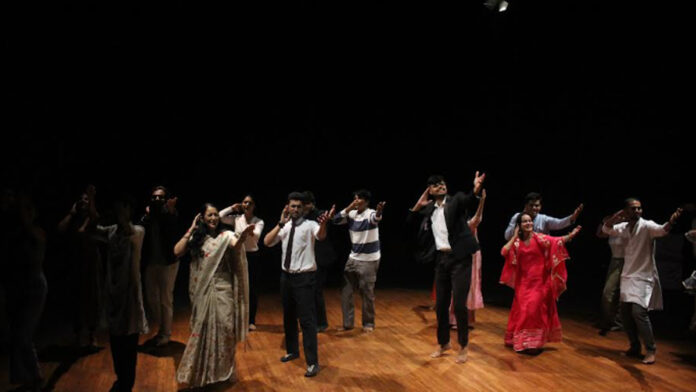 Jawahar Kala Kendra: The talent of young artists was reflected in the mirror of acting
