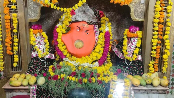 In the Mrigasira constellation, the first worshipper was offered milk in the Ganesh temple