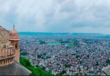 मानसून की मेहरबानी ने बढ़ाई नाहरगढ़ की रौनक, सैलानियों की संख्या में रिकॉर्ड बढ़ोतरी Monsoon's blessings have increased the beauty of Nahargarh