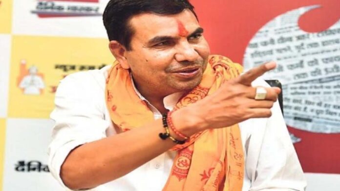 Former student leader Pushpendra Bhardwaj accused the temple administration