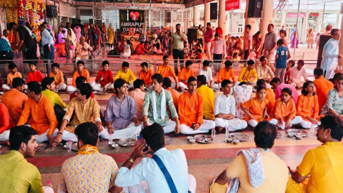 83rd five day death anniversary and Chaliya Mahotsav of Sadguru Teunram Maharaj