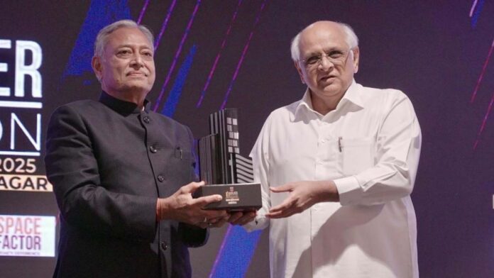 Gujarat Chief Minister honoured 'Omega Elevators' with 'Builder of the Nation' award