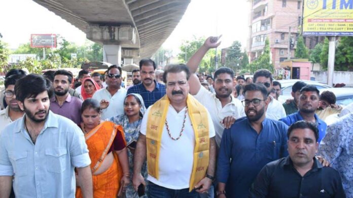 Khachariyawas recited Hanuman Chalisa with hundreds of people at Petrol Pump Balaji