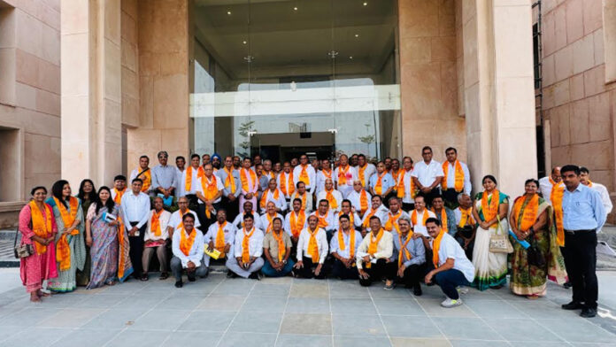 Laghu Udyog Bharati works with the policy thinking of 