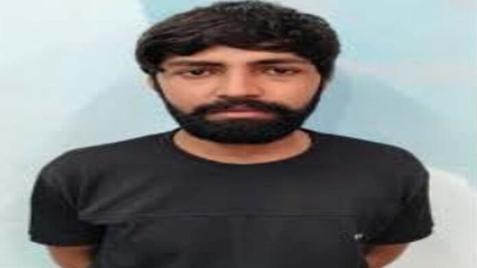 Smuggler who supplied smack arrested