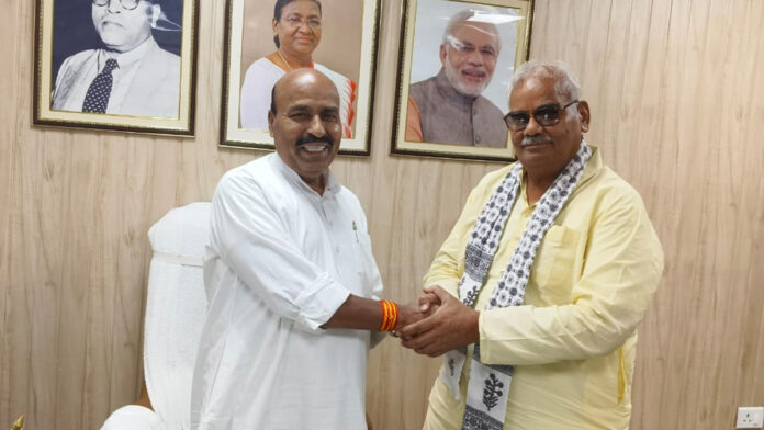 Education Minister met Union Minister of Social Justice and Empowerment in New Delhi
