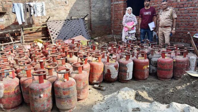 Illegal refilling was being done from domestic gas cylinders